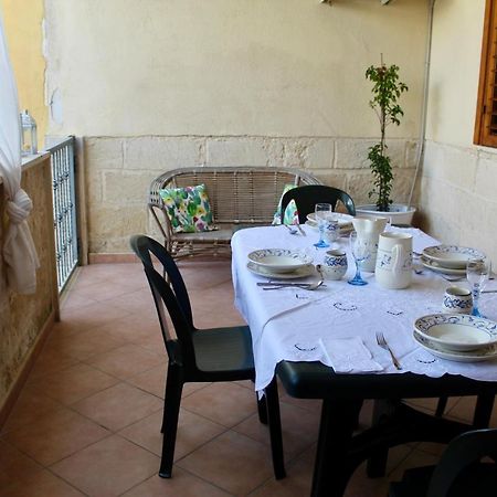 Lo Yacht Hotel Porto Cesareo Exterior photo