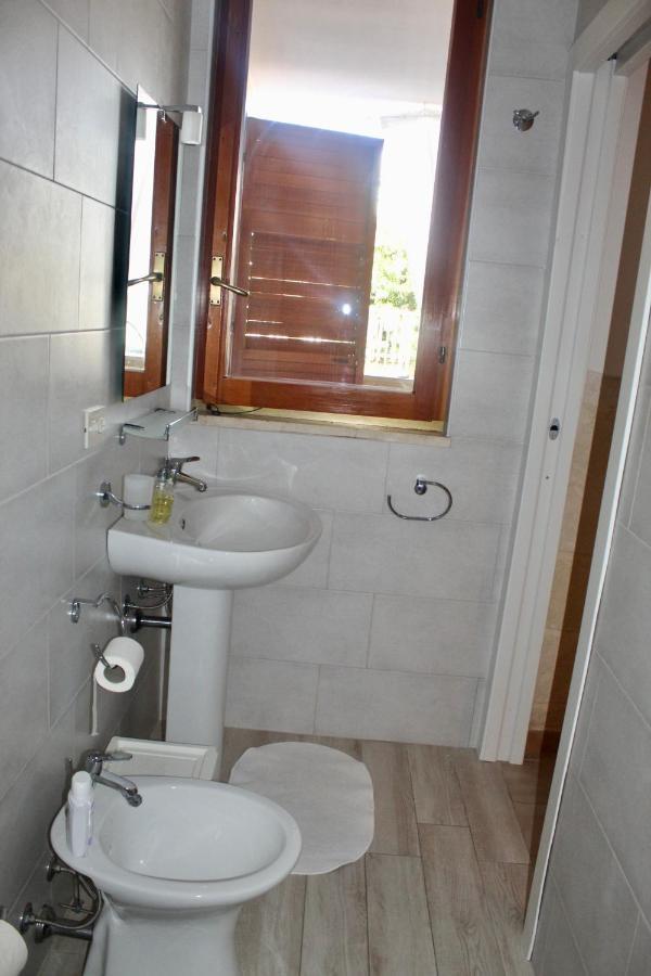 Lo Yacht Hotel Porto Cesareo Exterior photo